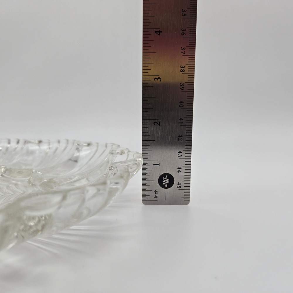 VTG Anchor Hocking Oyster Plate Clear Glass Deviled Egg Scalloped Grandmacore - Picture 6 of 7
